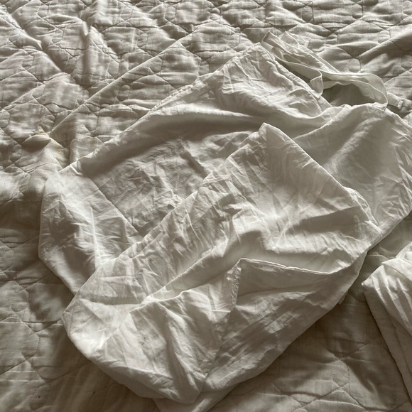 SOLD 🩰Feminine bedspread🩰 - Picture 3 of 7